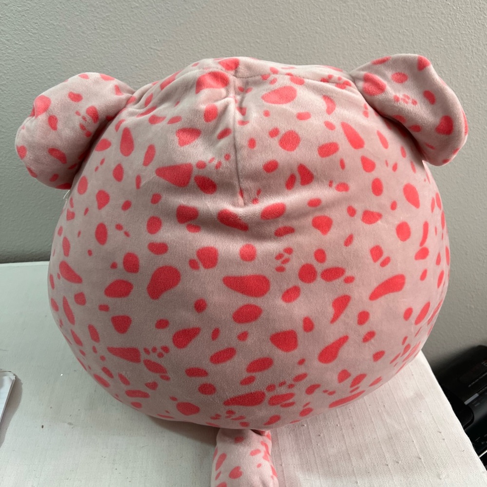 Antonella the cheetah‎ Squishmallow Plush - Picture 3 of 3